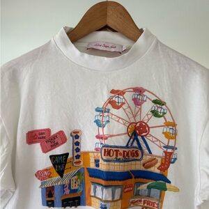 Lisa Says Gah graphic tee